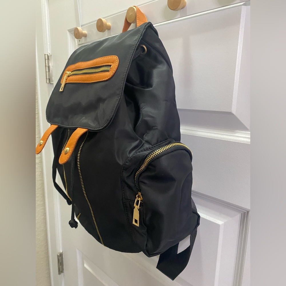 Olive Threadz Drawstring Backpack - Picture 3 of 8